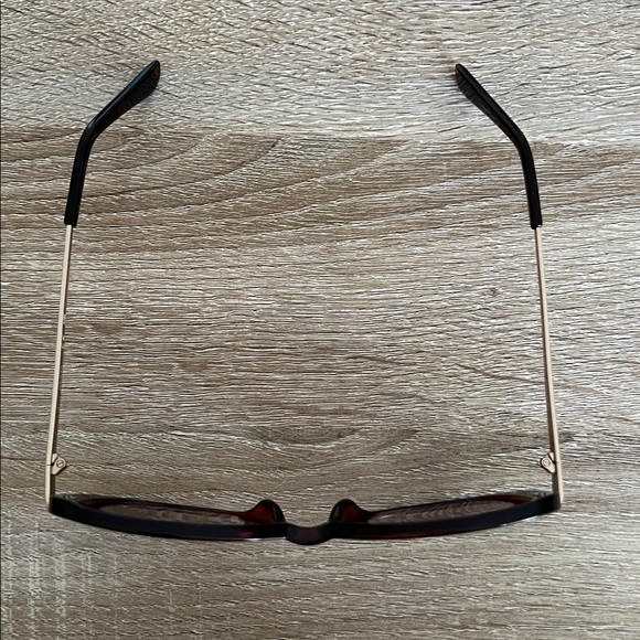 GUESS black/tortoiseshell chic sunglasses